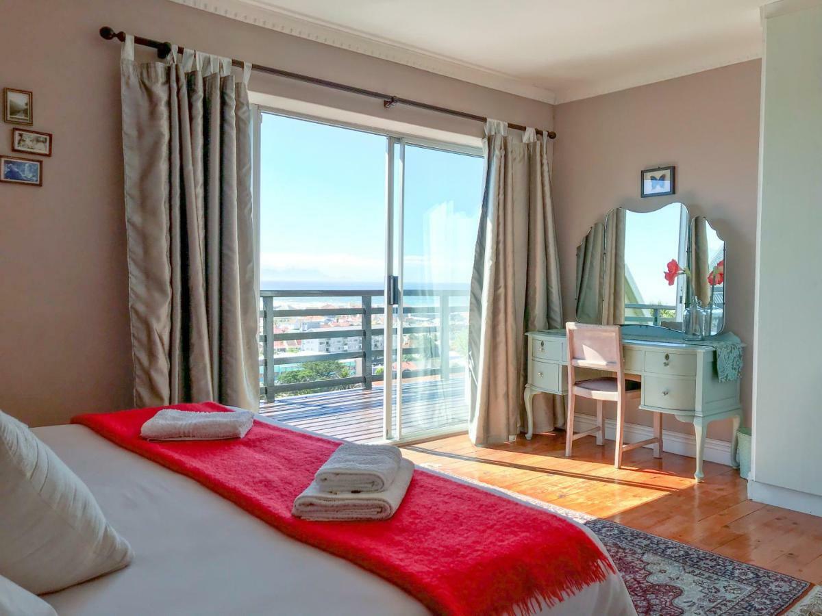 Bluebottle Guesthouse Мюзенберг Екстериор снимка